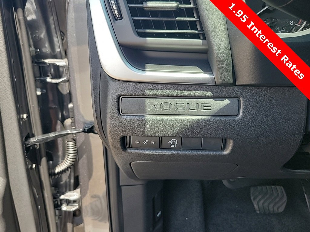 New 2026 Nissan Rogue S image 20
