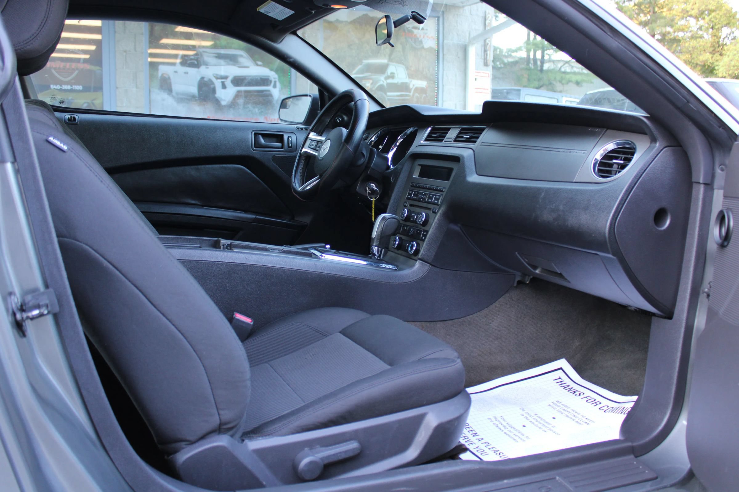 Used 2014 Ford Mustang Coupe RWD image 16