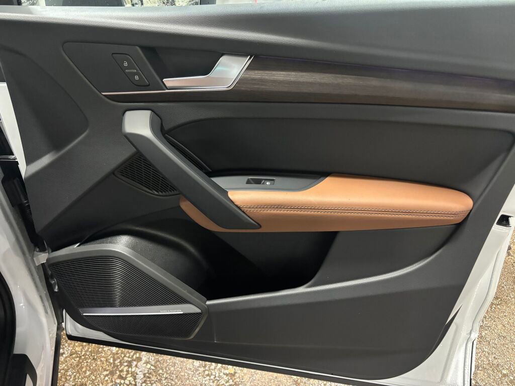 Used 2025 Audi Q5 2.0T Premium Plus image 25