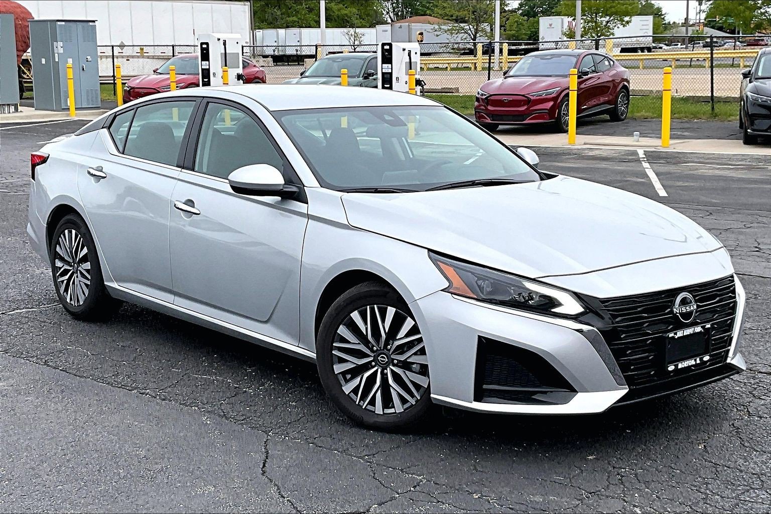 Used 2023 Nissan Altima 2.5 SV FWD image 37