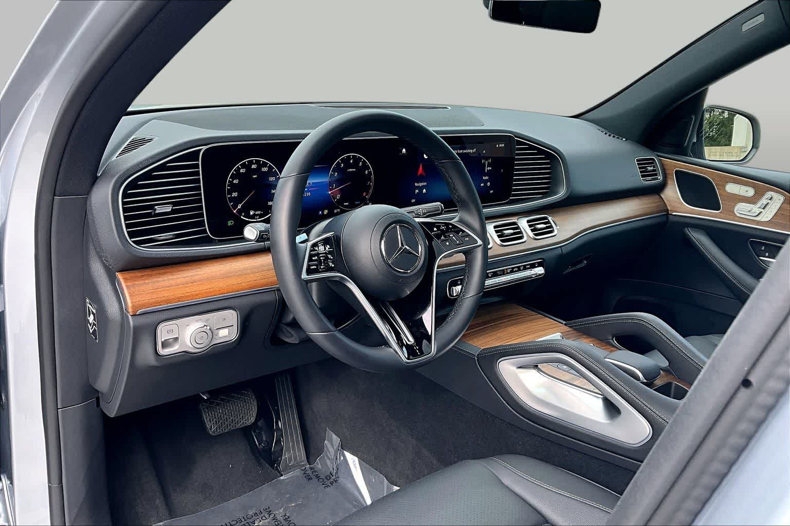 Certified 2026 Mercedes-Benz GLE 350 4MATIC image 32