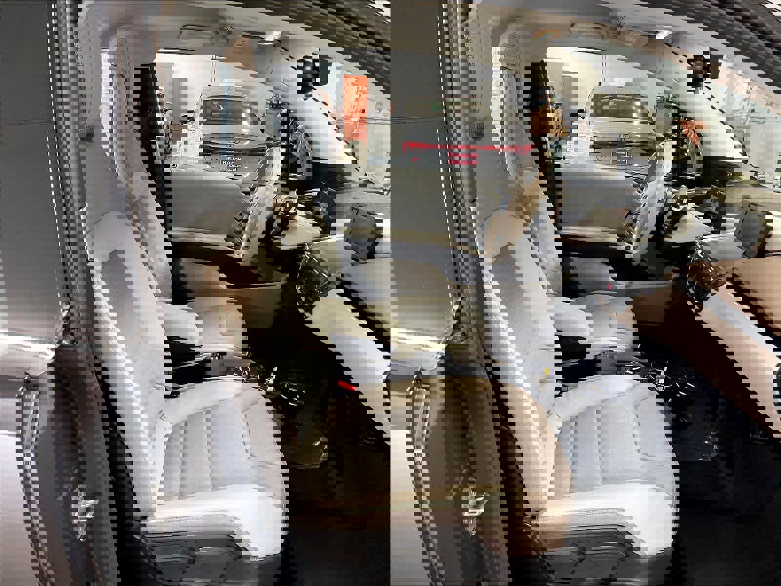 Used 2020 BMW i3 w/ Range Extender image 9