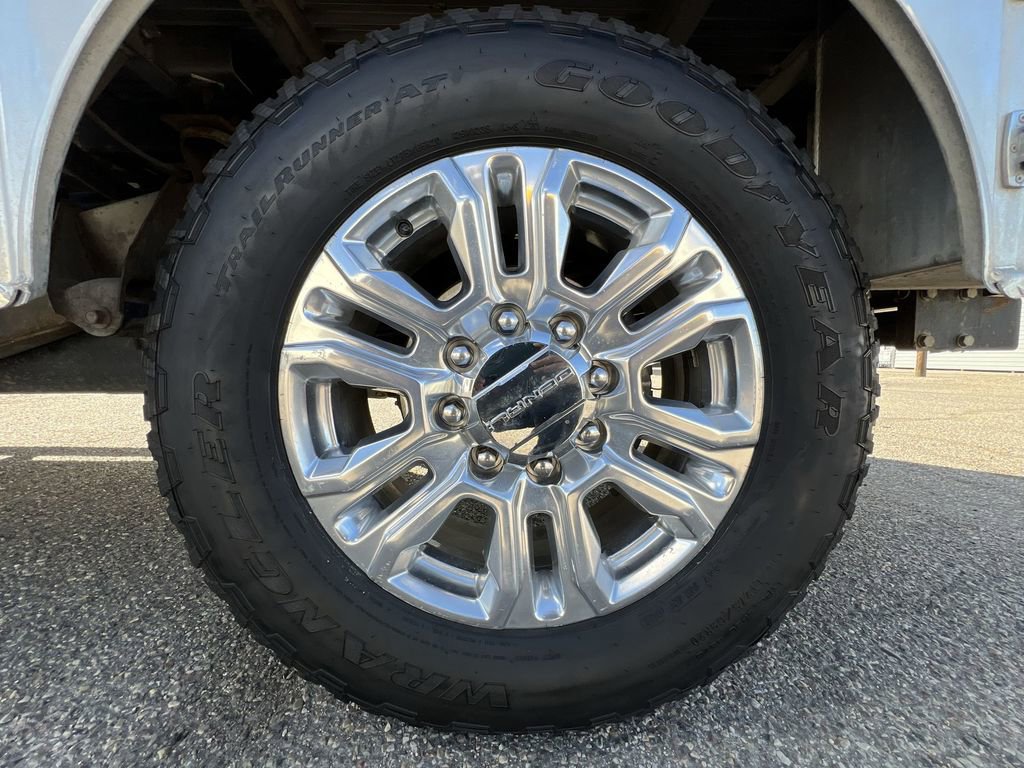 Used 2020 GMC Sierra 3500 Denali image 34