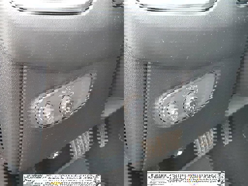 Certified 2018 Chevrolet Equinox LS FWD image 34