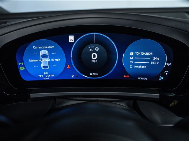 New 2025 Porsche Macan 4S Electric image 21