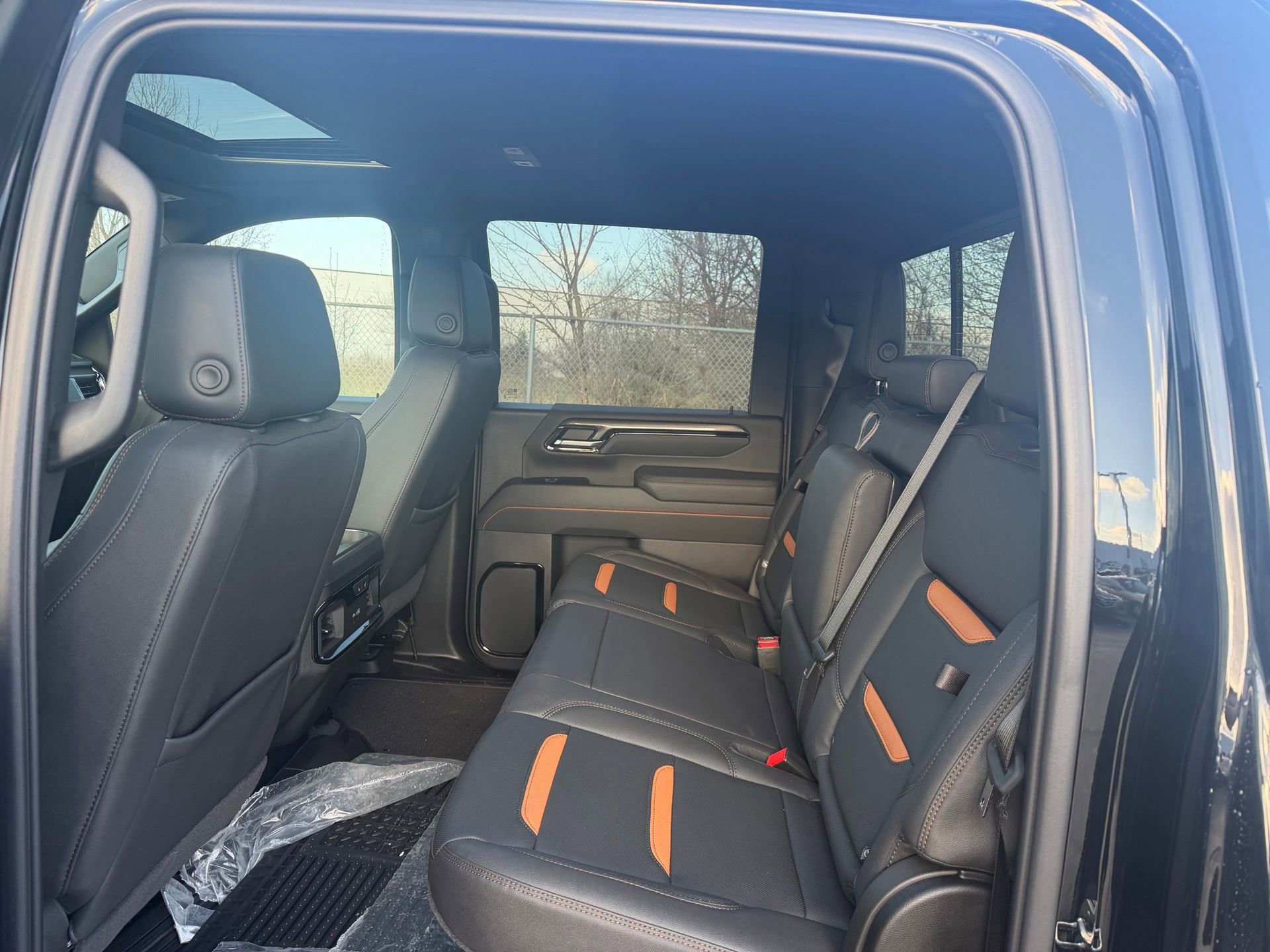 Used 2026 GMC Sierra 2500 AT4 w/ AT4 Premium Plus Package image 10