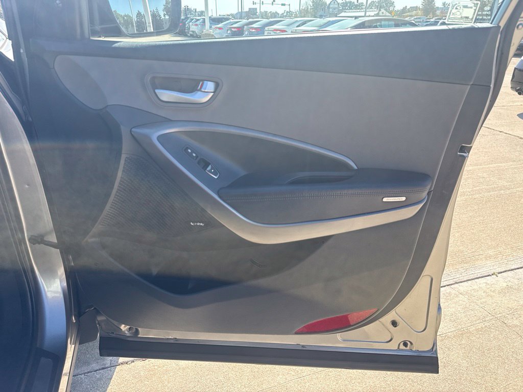 Used 2013 Hyundai Santa Fe Sport 2.0T w/ Technology Pkg FWD image 21