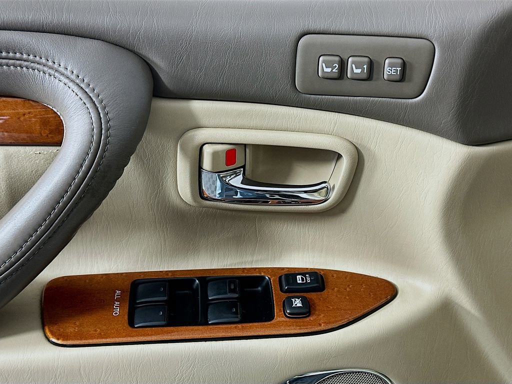 Used 2007 Lexus LX 470 4WD image 18