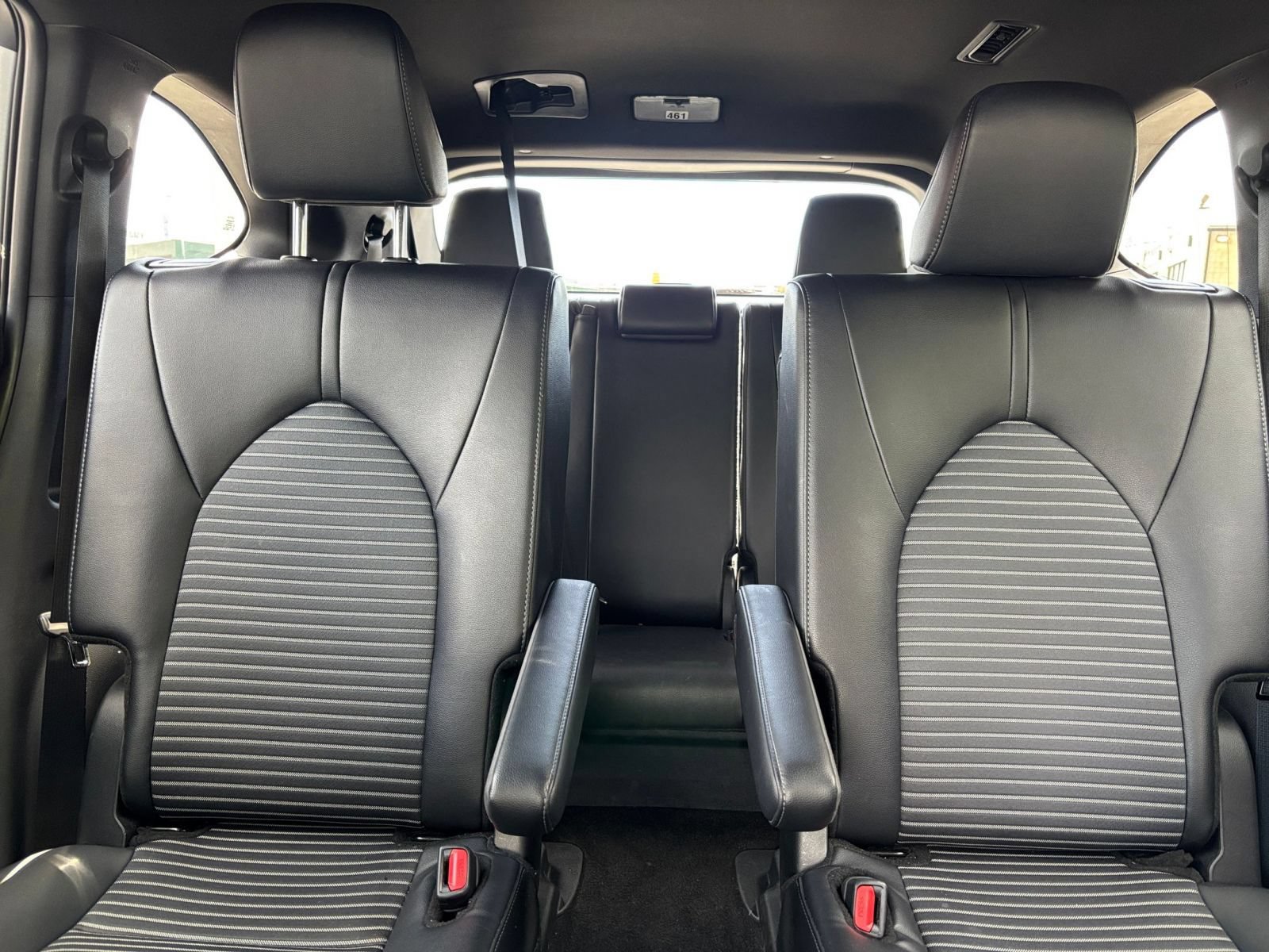 Used 2025 Toyota Highlander XSE AWD/4WD image 41