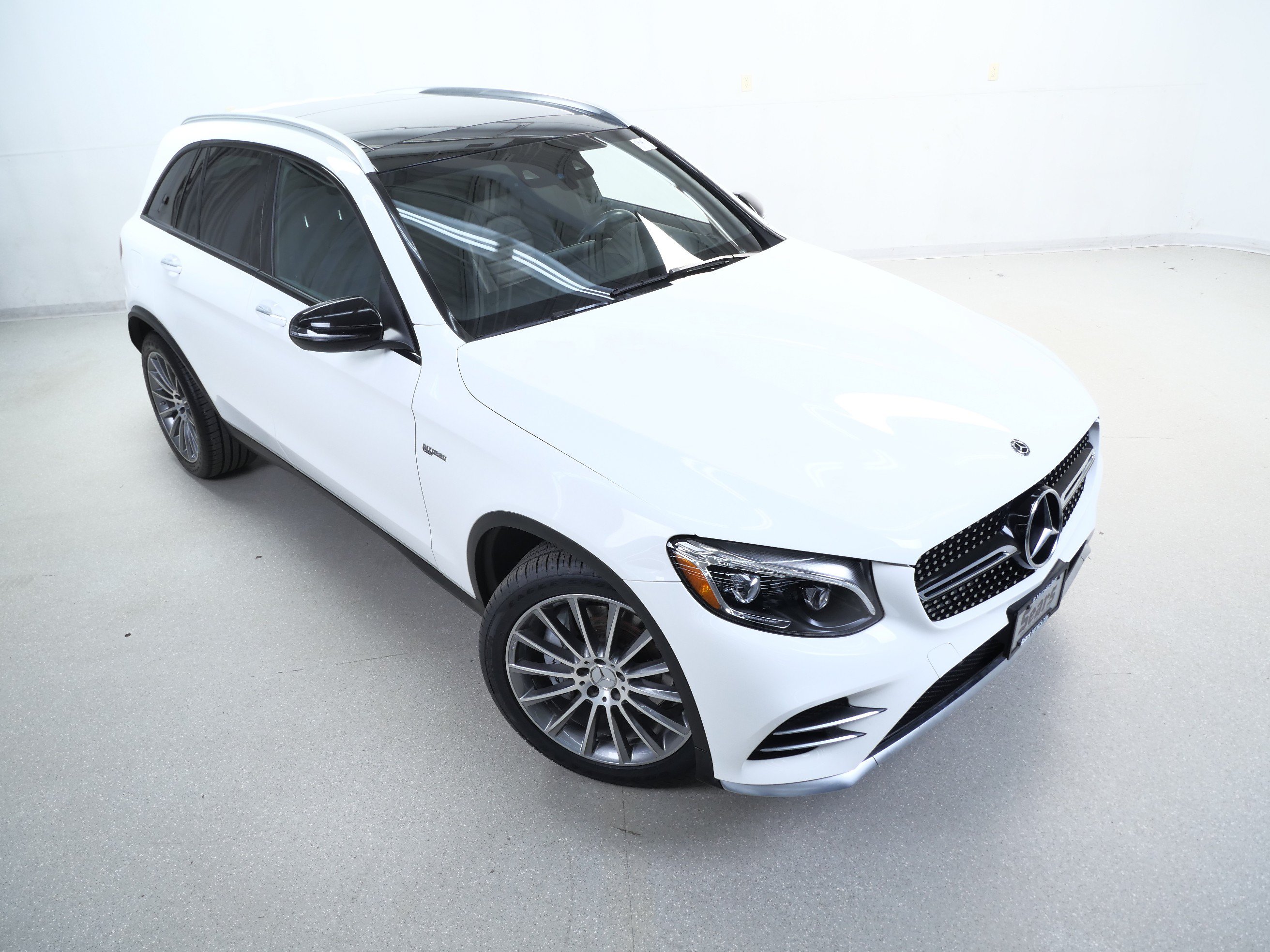 Used 2018 Mercedes-Benz GLC 43 AMG 4MATIC image 4
