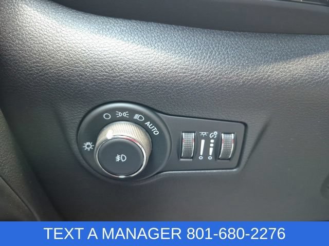 New 2026 Jeep Compass Latitude AWD/4WD image 24