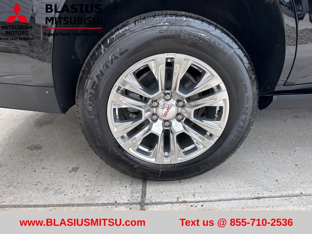 Used 2026 GMC Yukon Denali w/ Sun & Power Step Package AWD/4WD image 5