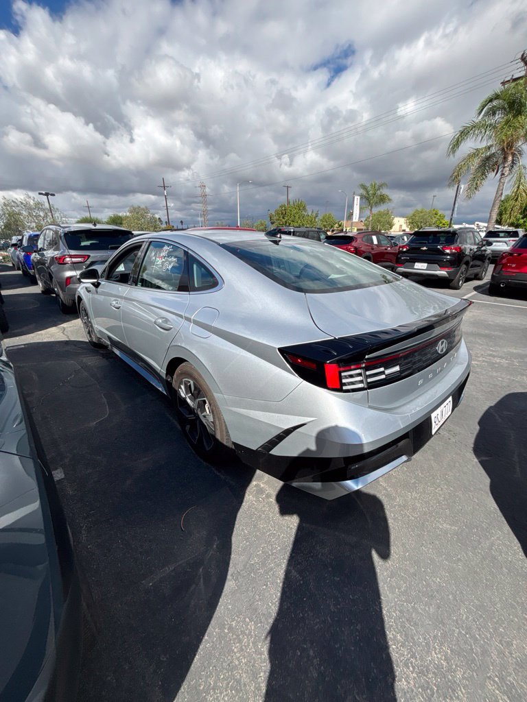Used 2025 Hyundai Sonata SEL FWD image 5
