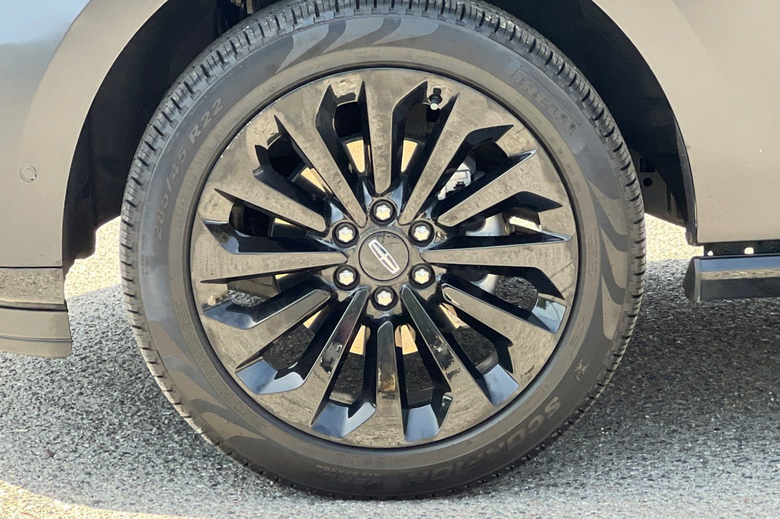 Certified 2024 Lincoln Navigator L Reserve AWD/4WD image 28
