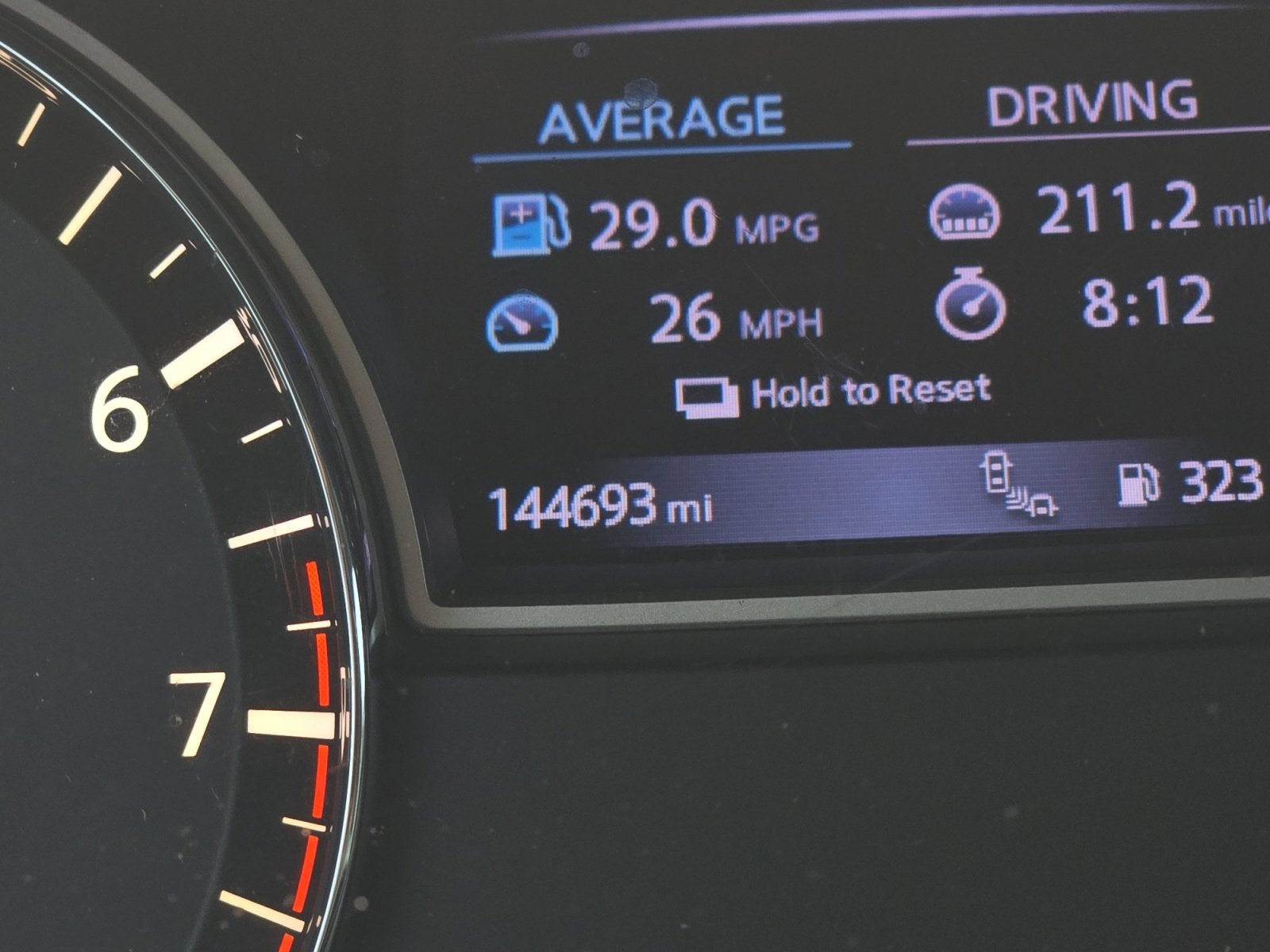 Used 2017 Nissan Altima 2.5 SV image 2