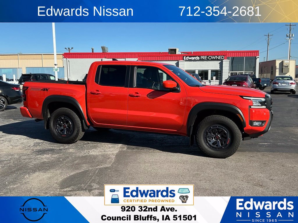 Used 2025 Nissan Frontier PRO-4X AWD/4WD image 1