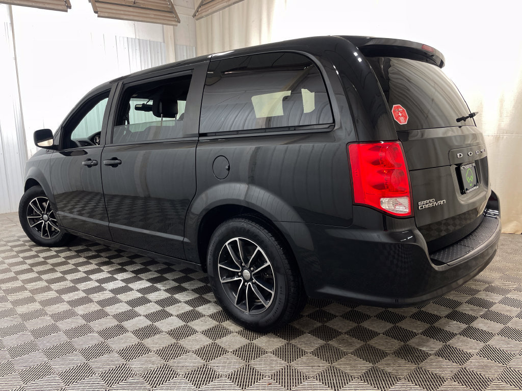 Used 2018 Dodge Grand Caravan SE FWD image 42