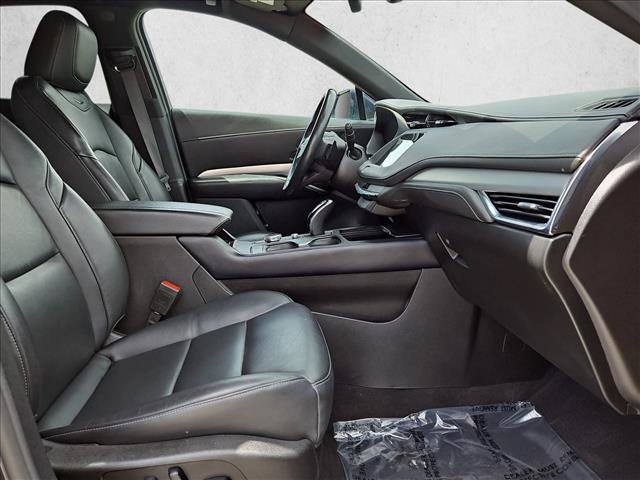 Used 2023 Cadillac XT4 Premium Luxury AWD/4WD image 20