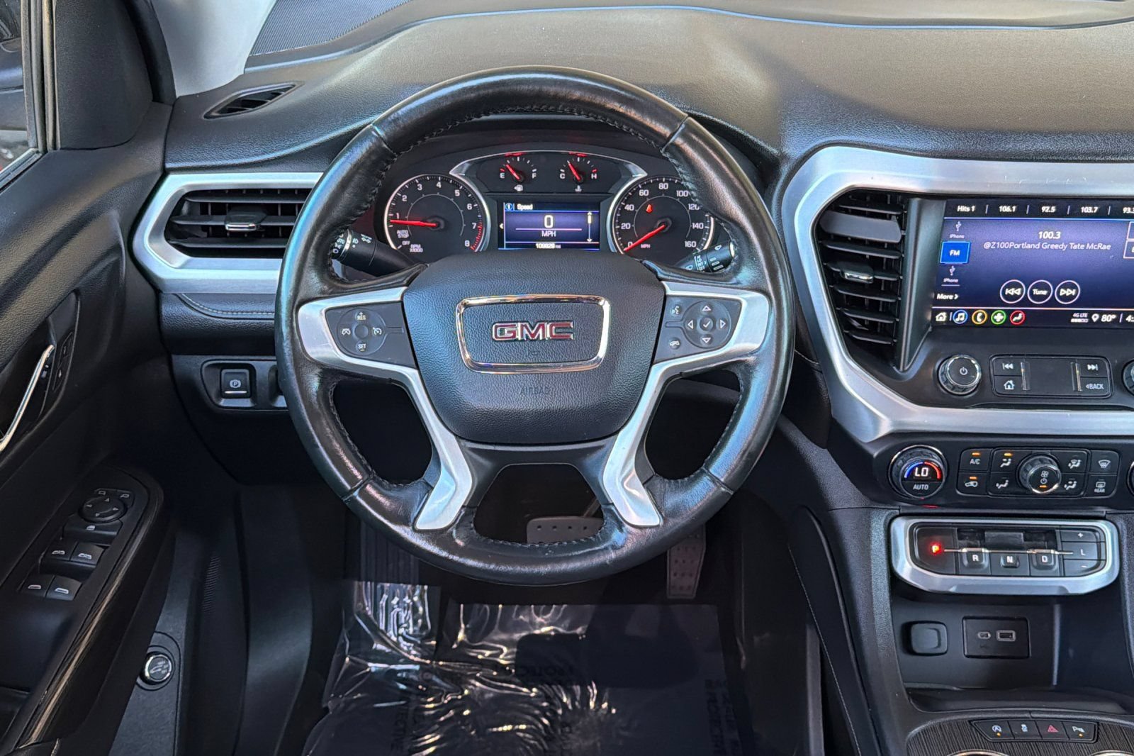 Used 2020 GMC Acadia SLT AWD/4WD image 16