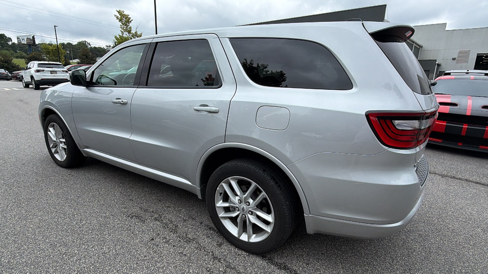Used 2025 Dodge Durango GT AWD/4WD image 10