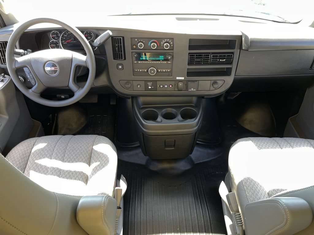 New 2025 GMC Savana 3500 w/ Power Convenience Package RWD image 30