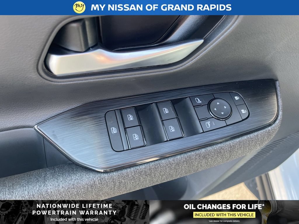 New 2026 Nissan Kicks SV w/ Cold Weather Package AWD/4WD image 11