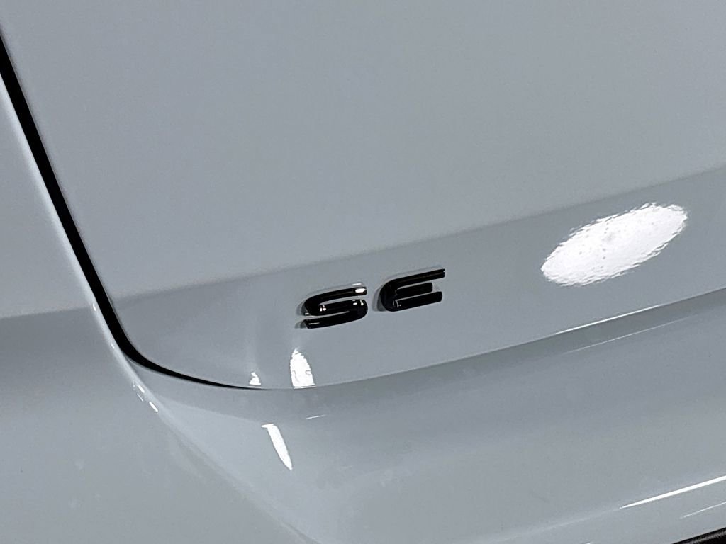 New 2026 Volkswagen Taos SE AWD/4WD image 24