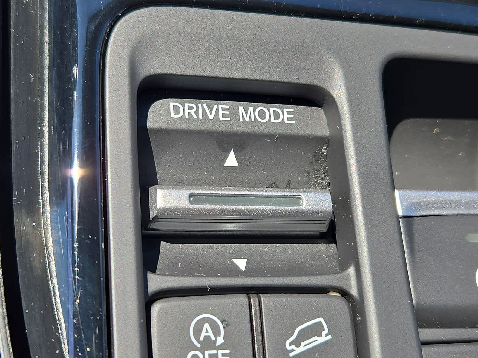 Used 2025 Honda Pilot Elite image 25