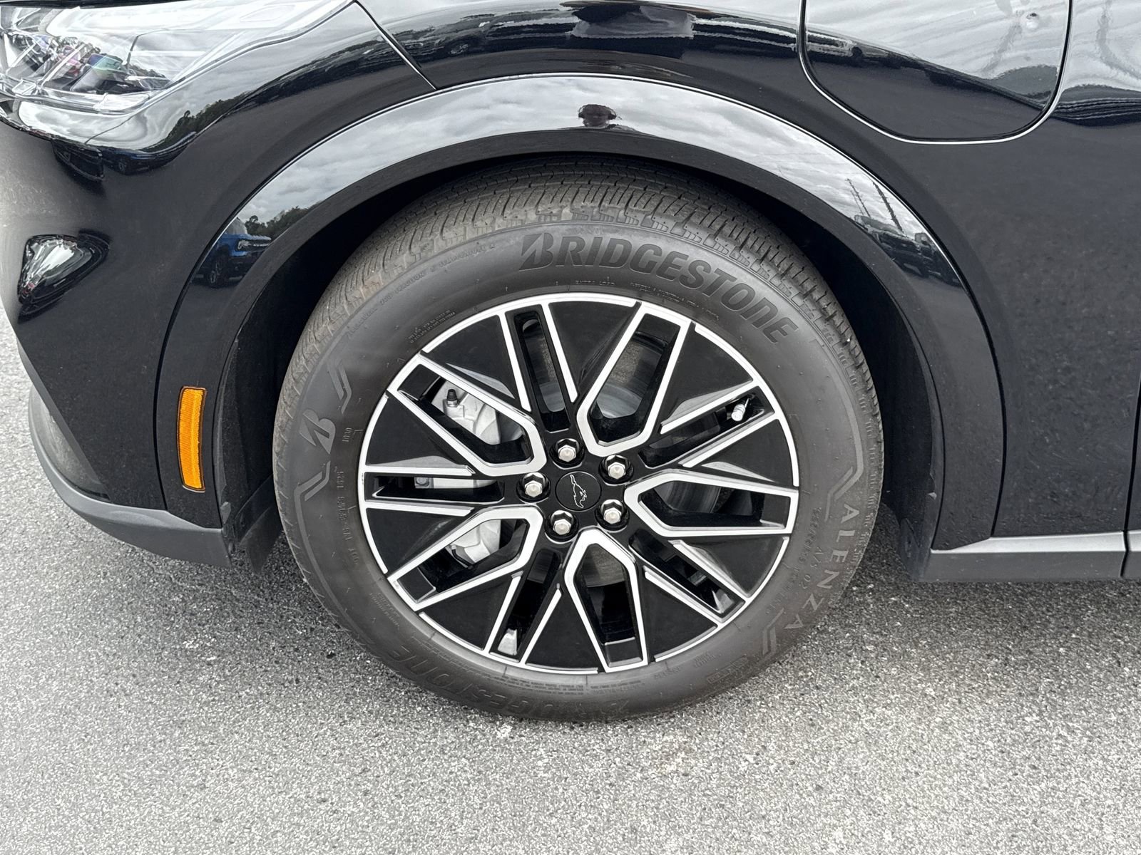 Certified 2025 Ford Mustang Mach-E Premium RWD image 33