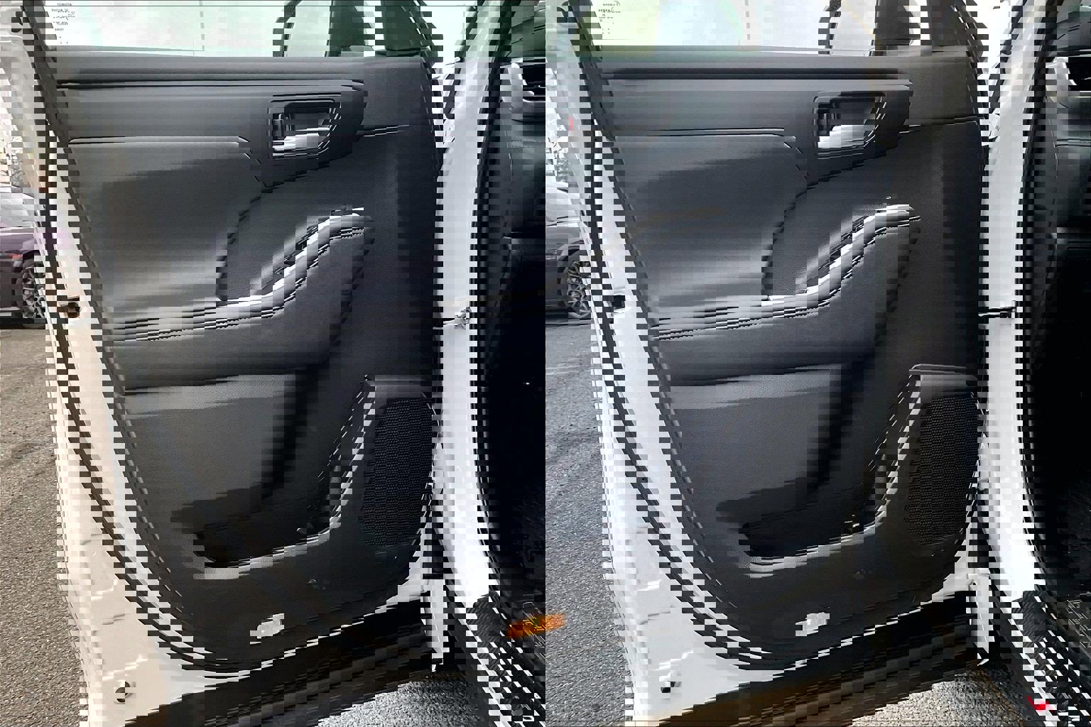 Used 2023 Toyota Highlander XLE image 22