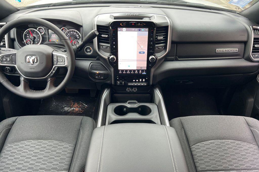 New 2026 RAM 2500 Big Horn AWD/4WD image 13