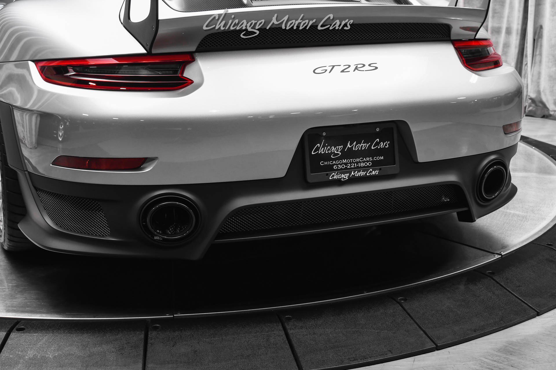 Used 2019 Porsche 911 GT2 RS image 39