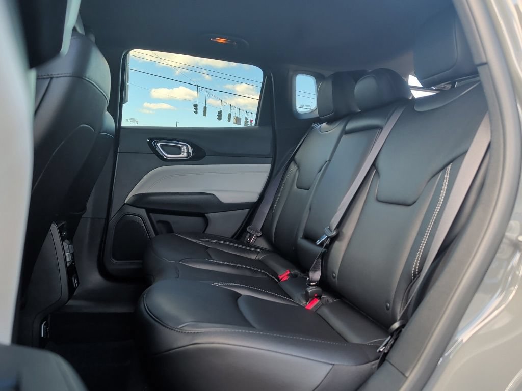 New 2026 Jeep Compass Limited AWD/4WD image 19