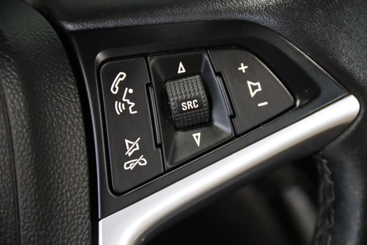 Used 2018 Buick Cascada Premium FWD image 18