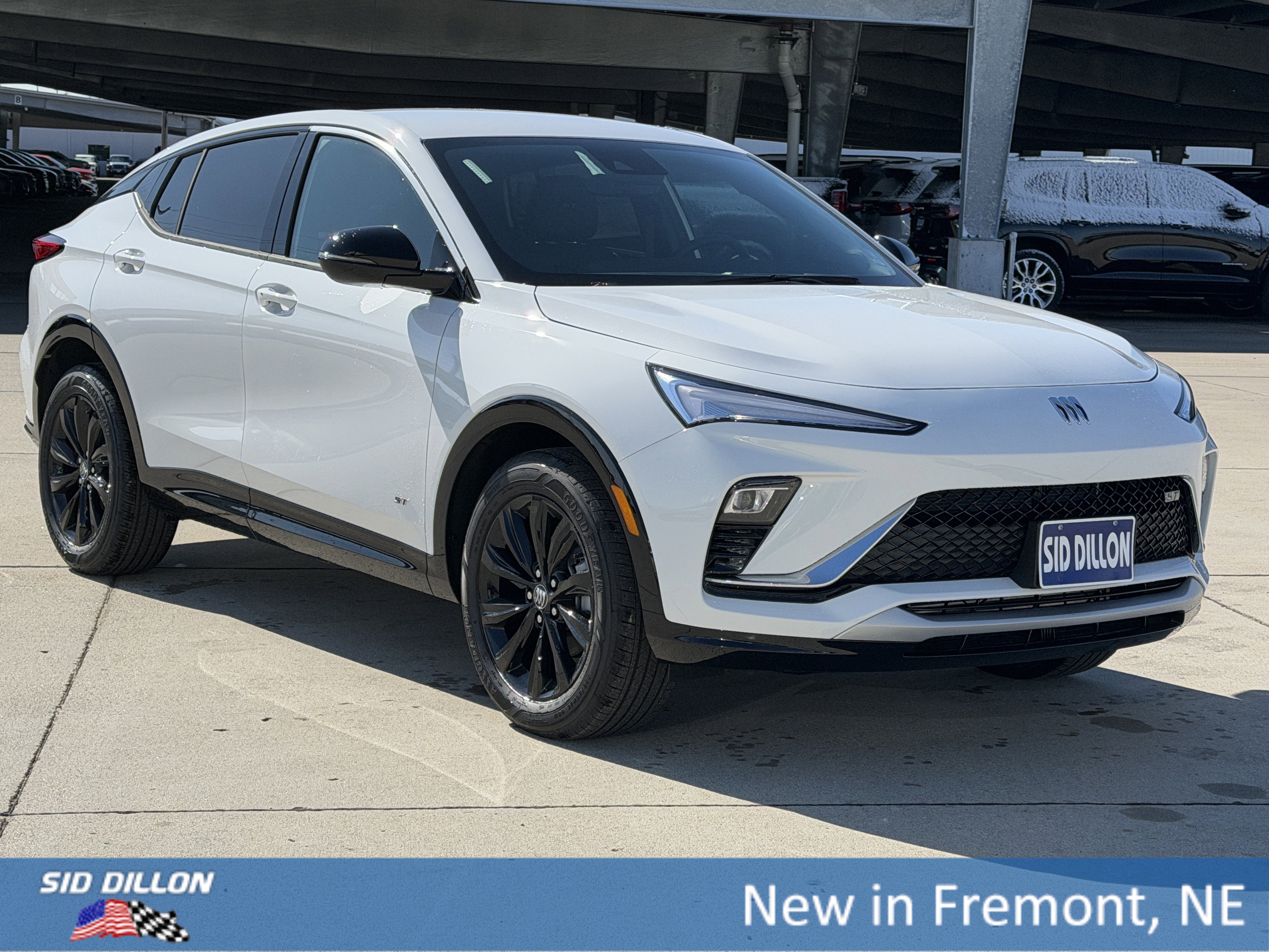 New 2026 Buick Envista Sport Touring image 2