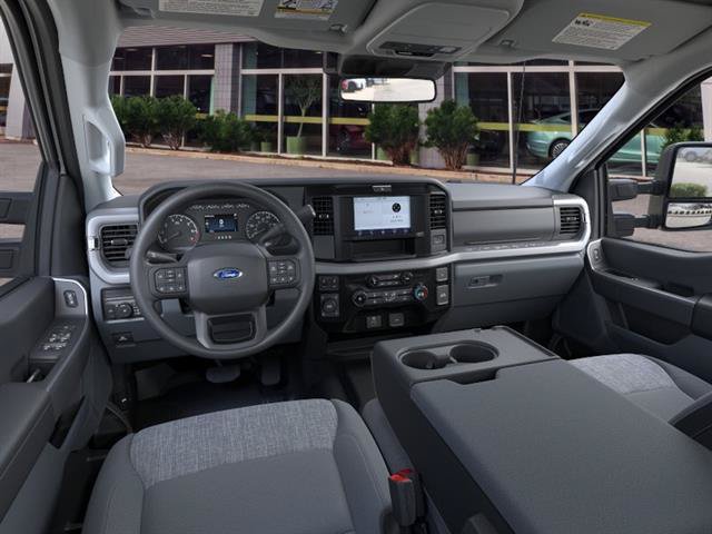 New 2026 Ford F350 XLT w/ FX4 Off-Road Package AWD/4WD image 27