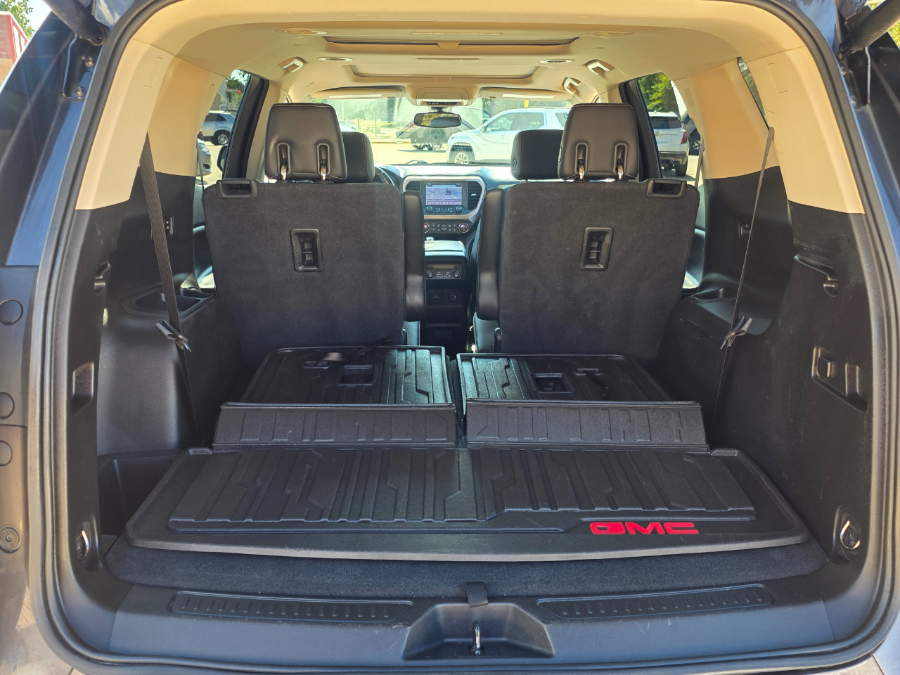 Used 2019 GMC Acadia Denali image 22