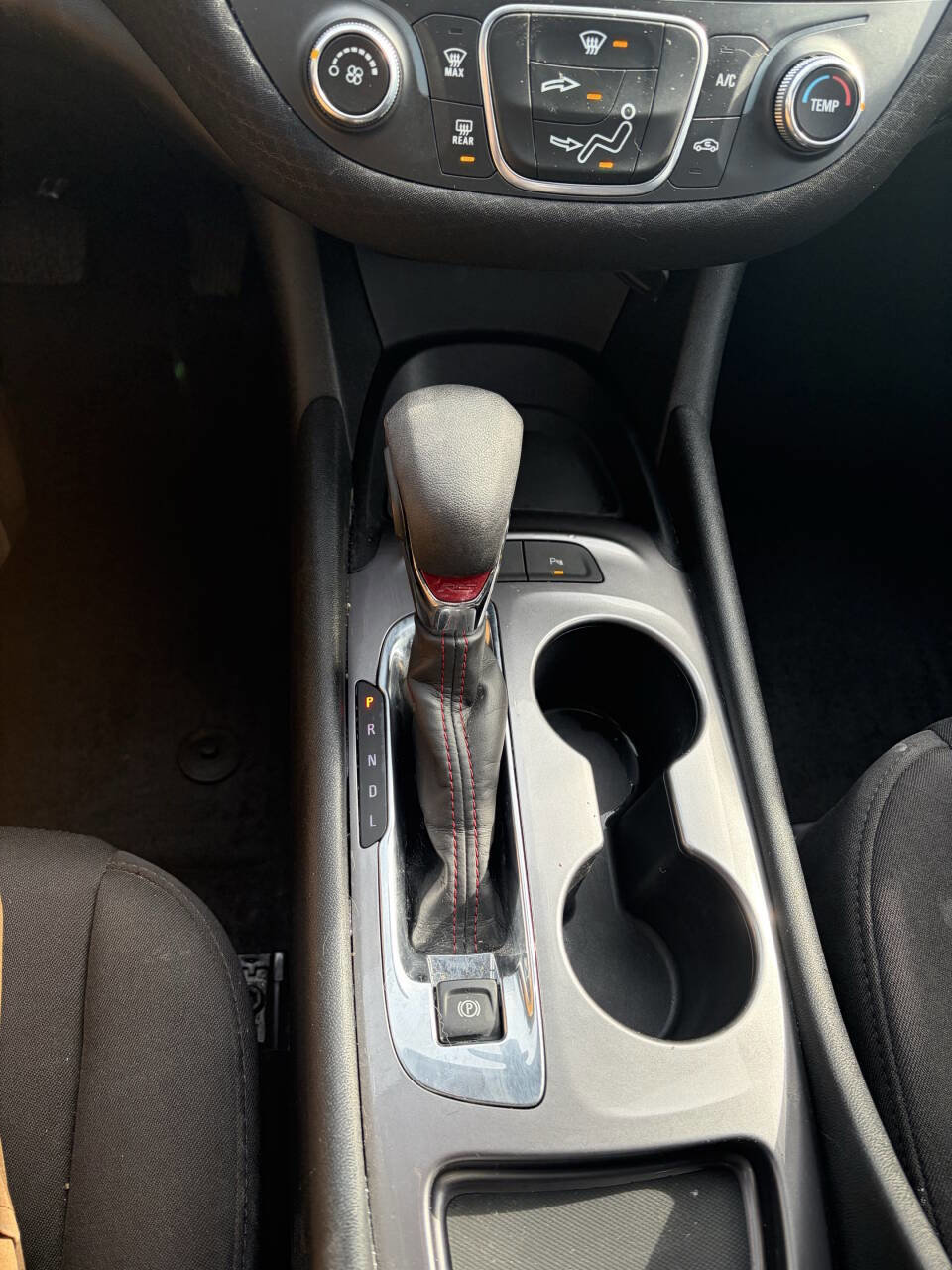 Used 2025 Chevrolet Malibu RS image 22