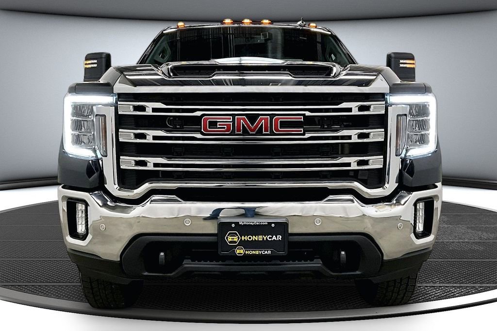 Used 2020 GMC Sierra 2500 SLE w/ SLE Value Package; AWD/4WD image 2