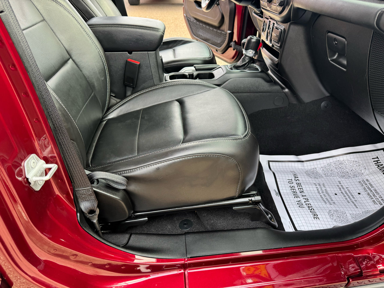 Used 2022 Jeep Wrangler Unlimited Sahara w/ Cold Weather Group image 44