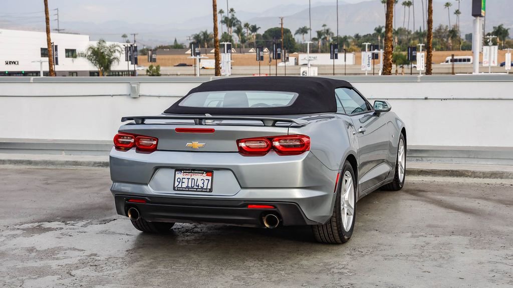 Used 2023 Chevrolet Camaro LT image 9