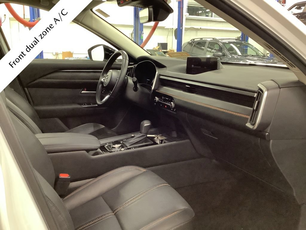 Certified 2025 MAZDA CX-50 AWD 2.5 Hybrid w/ Premium Pkg image 14