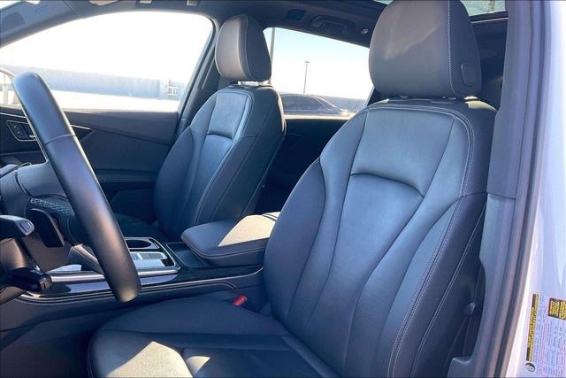 Used 2025 Audi Q7 3.0T Premium Plus image 30
