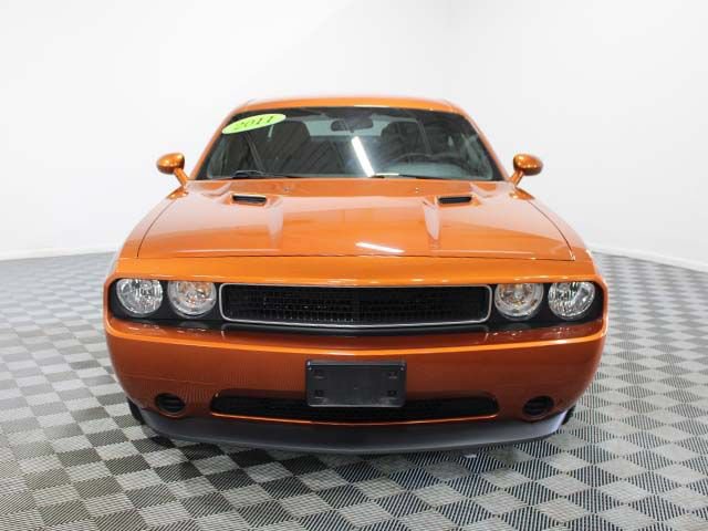 Used 2011 Dodge Challenger RWD image 9
