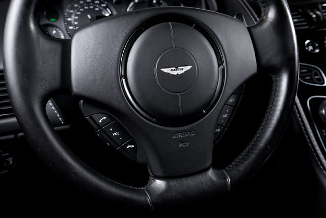 Used 2016 Aston Martin DB9 GT RWD image 34