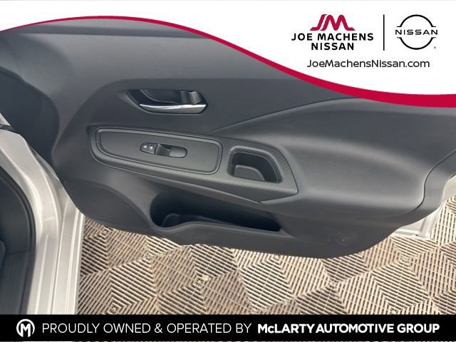 Certified 2025 Nissan Versa SV w/ Trunk Package image 19