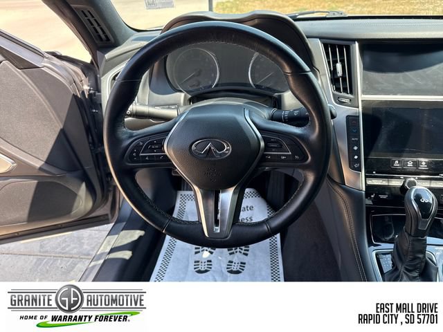 Used 2019 INFINITI Q60 3.0t Luxe w/ Essential Package AWD/4WD image 14