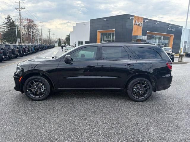 New 2026 Dodge Durango GT w/ Blacktop Package AWD/4WD image 4