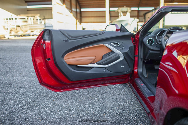 Used 2021 Chevrolet Camaro SS image 28