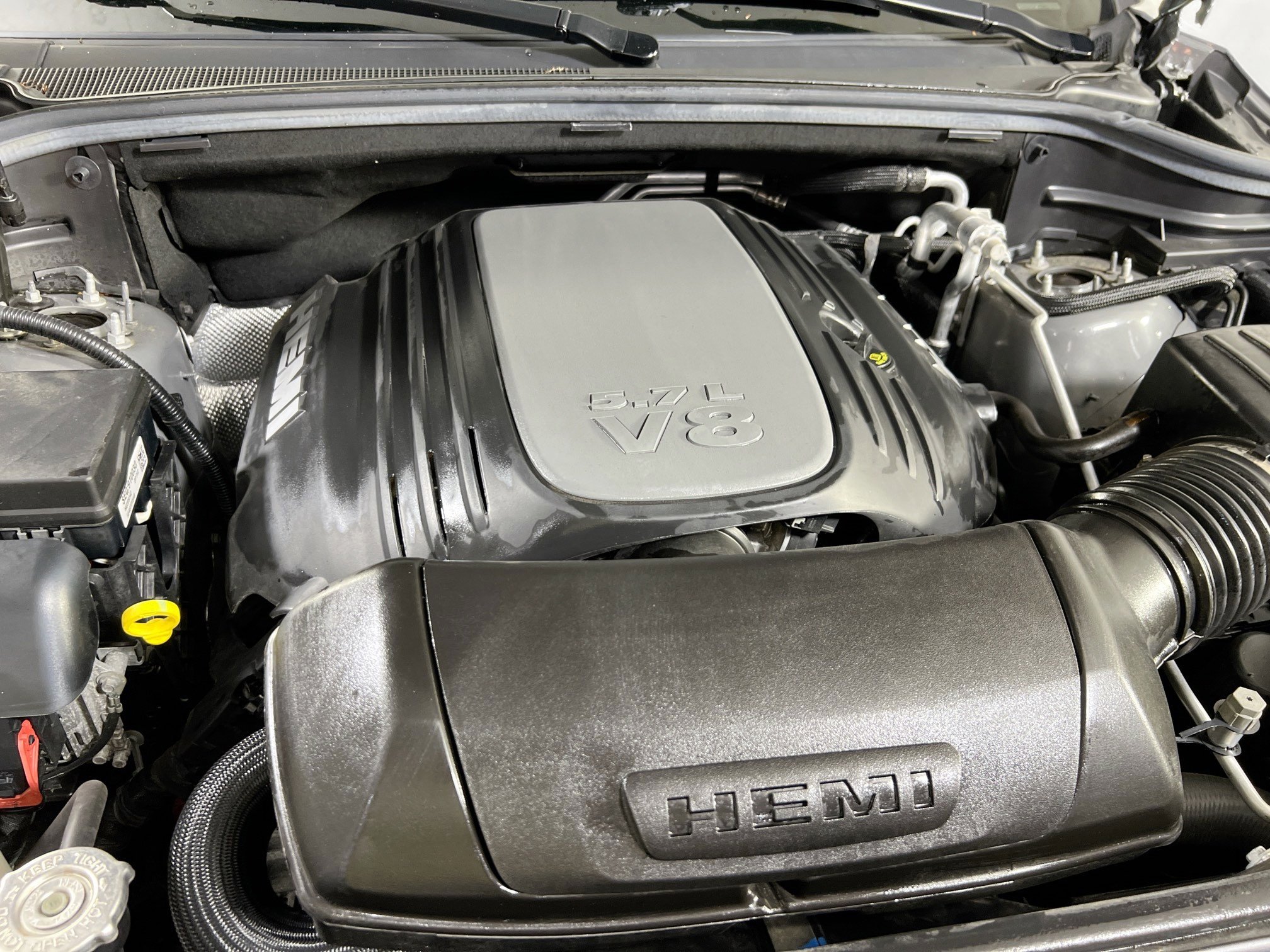 Used 2022 Dodge Durango R/T w/ Blacktop Package image 32